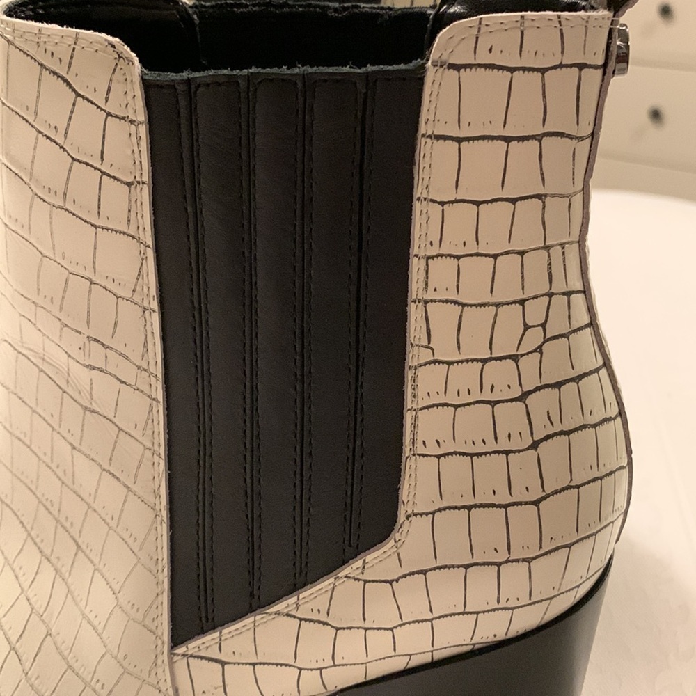 Mark Fisher LTD Taline Croc-Embossed SZ 11 Leather Booties Rodeo Western - Picture 13 of 14